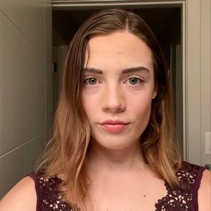 Meet your Posher, Kiana